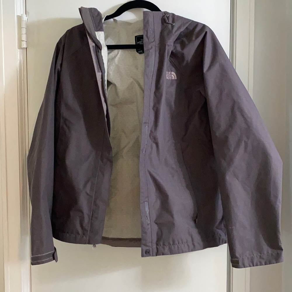 Women’s North Face Rain Jacket